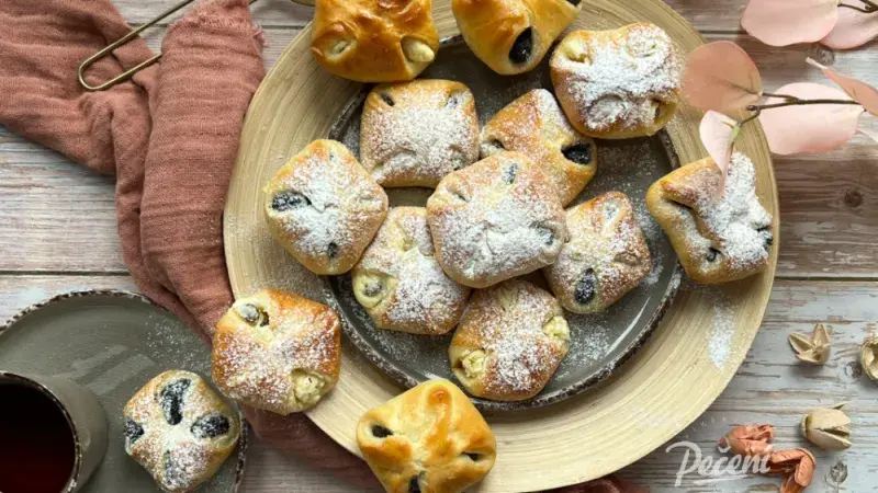 Vázané kynuté koláče podle Míši Landové