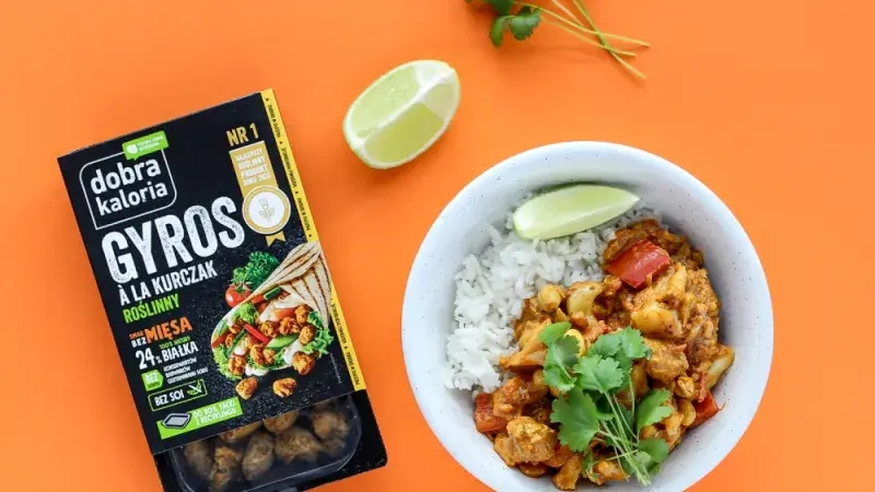 Tikka Masala s pečeným květákem a rostlinným gyrosem