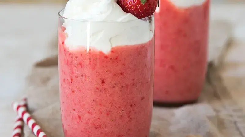 Jahodovo-banánový koktejl