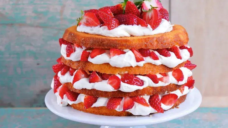 Jahodový dort se šlehačkou podle Dity P.