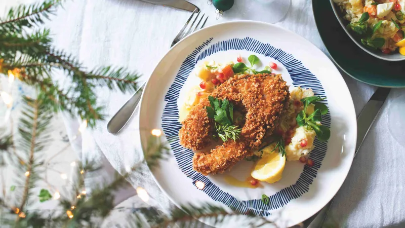 Kapří podkovy s bramborovým salátem