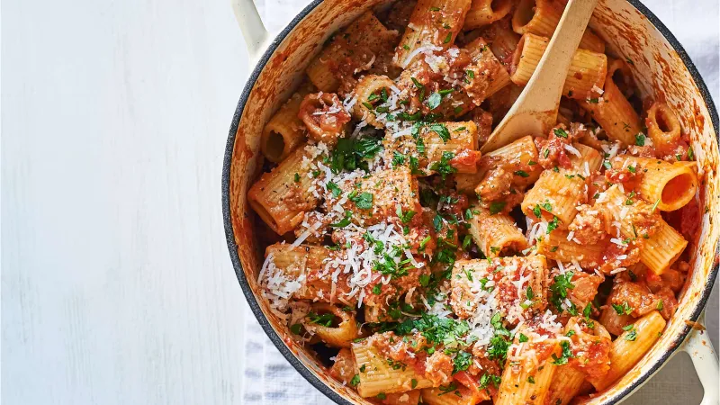 Ragú z čerstvých klobásek