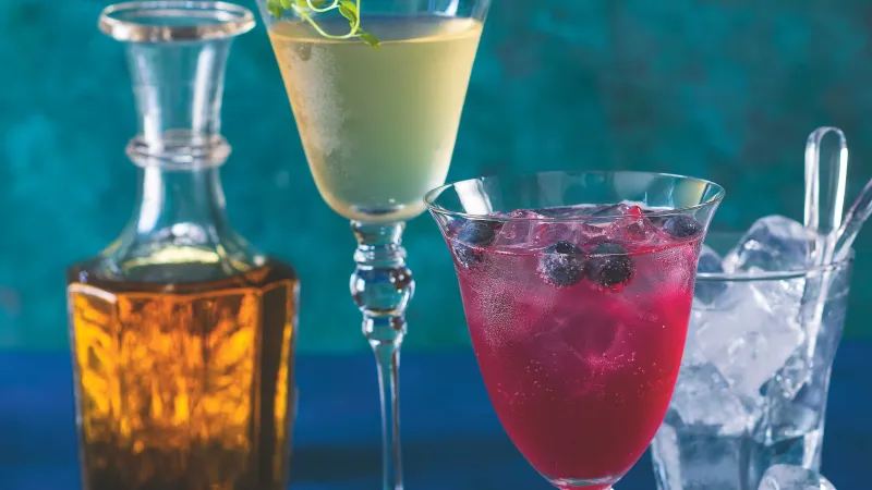 Sirup z máty a tymiánu & alko i nealko koktejl 