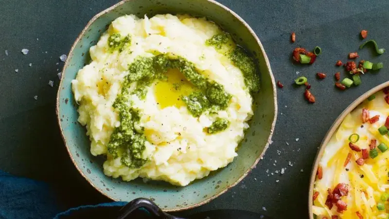 Květákové pyré s pestem