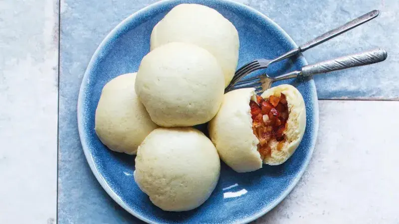 Kynuté knedlíky plněné jablečnými škvarky