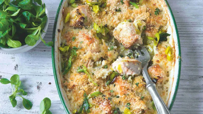 Losos s pórkem pod křupavou krustou