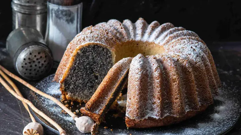 Bezlepková maková bábovka