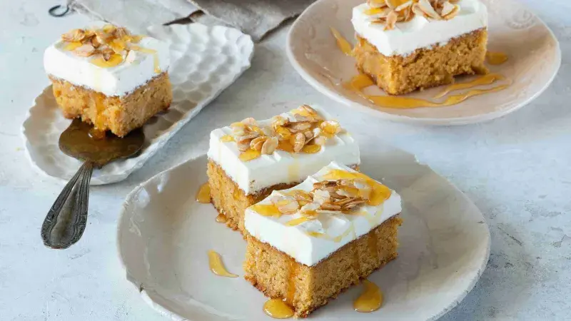 Mandlovo-pomerančový koláč s mascarpone