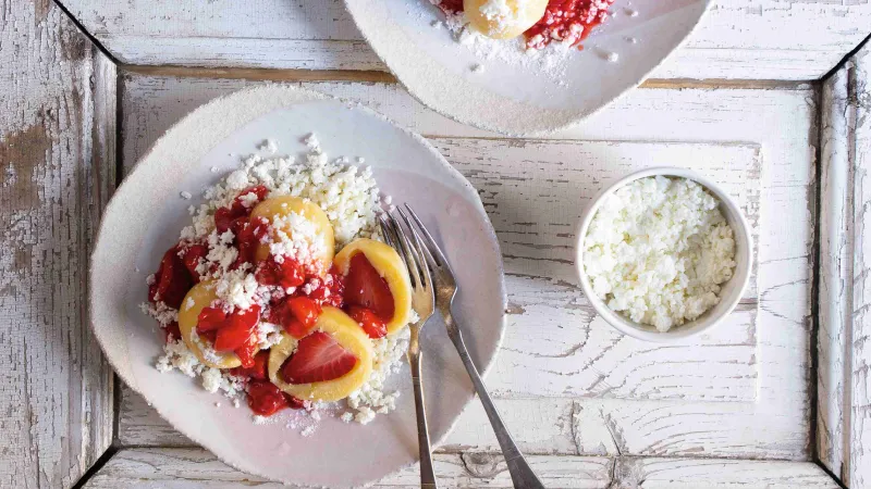 Odpalované knedlíky s jahodami