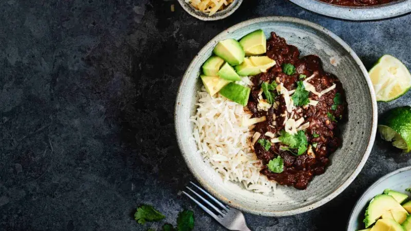 Omáčka (mole) s černými fazolemi