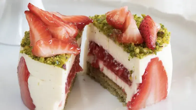Pistáciové dortíky fraisier