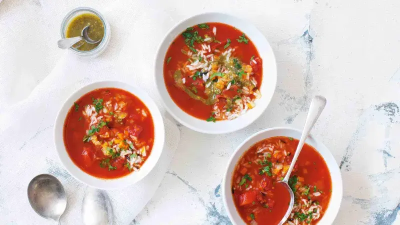 Rajčatová polévka s rýží