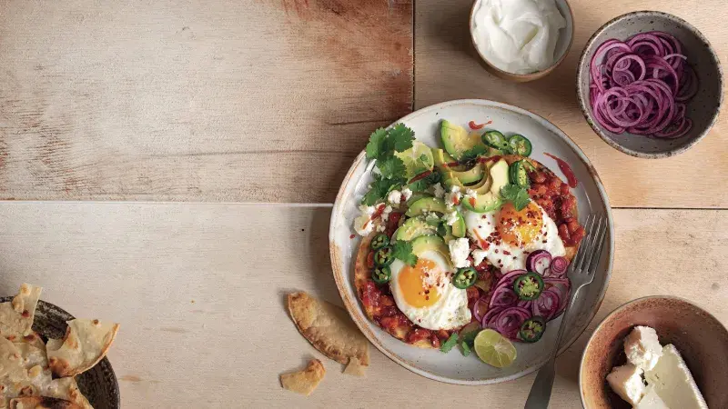 Rančerská vejce (huevos rancheros)