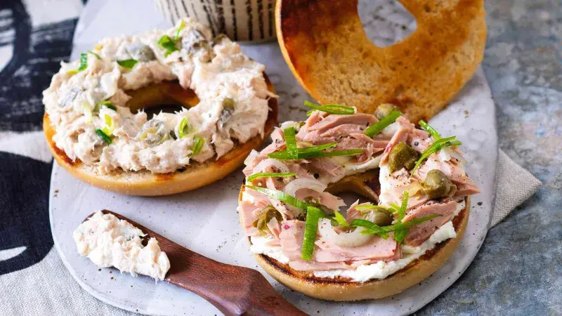 Slavnostní tuňáková pomazánka