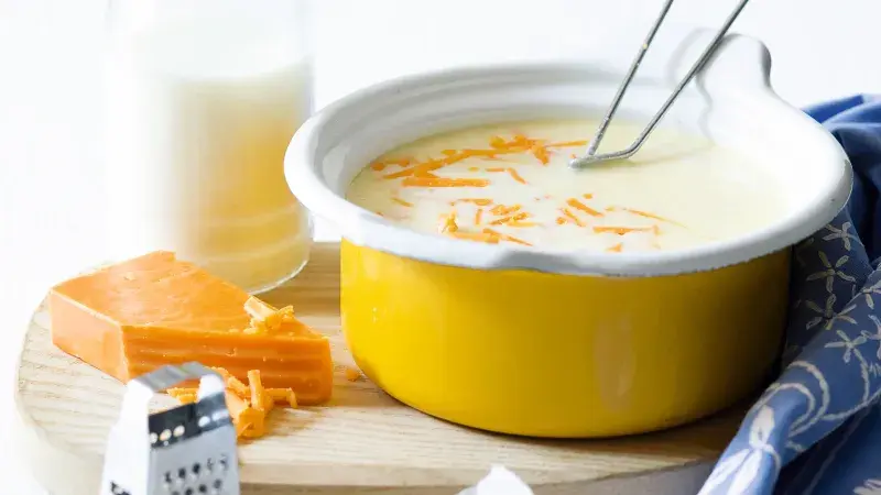 Nejlepší sýrová omáčka 