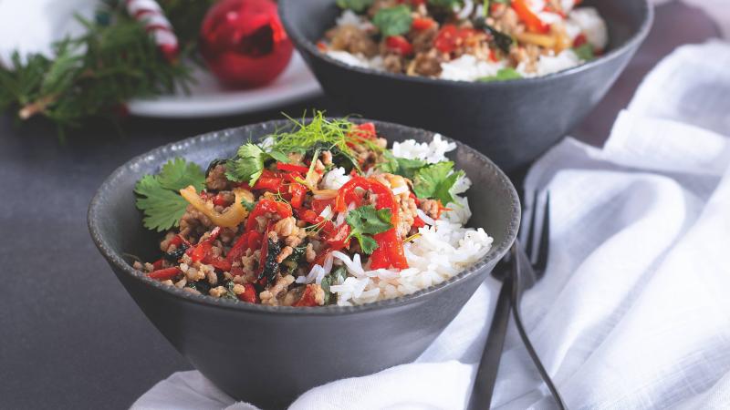Thajské stir-fry s mletým masem a bazalkou