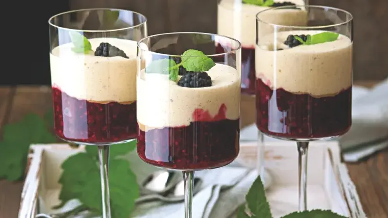 Ostružinový zabaglione