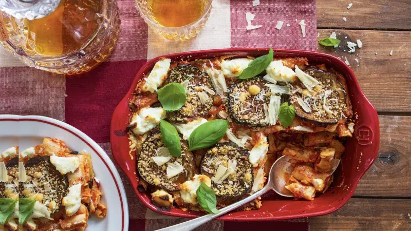 Zapečené ziti s lilkem a ricottou