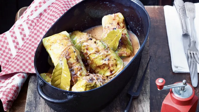 Zelné závitky s bramborovou kaši