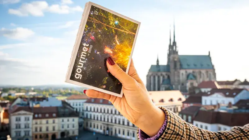 Gastronomičtí průvodci Gourmet Brno a Gourmet Jižní Morava 2024