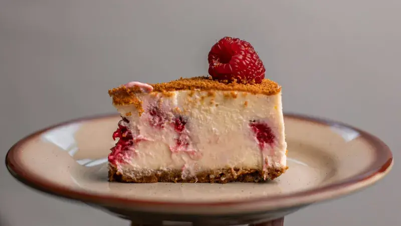 Malinový cheesecake