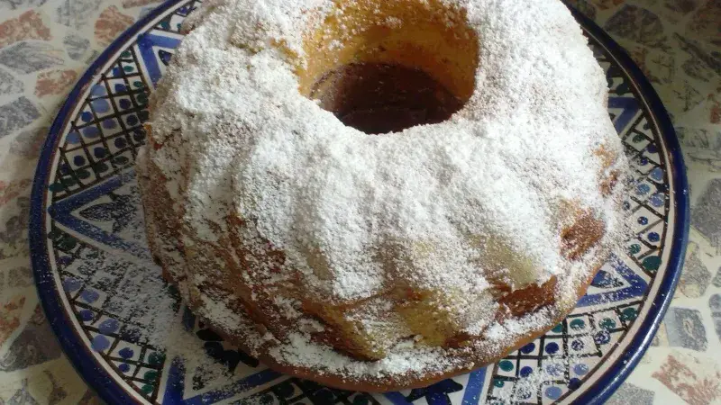 Hrnková bábovka s třtinovým cukrem