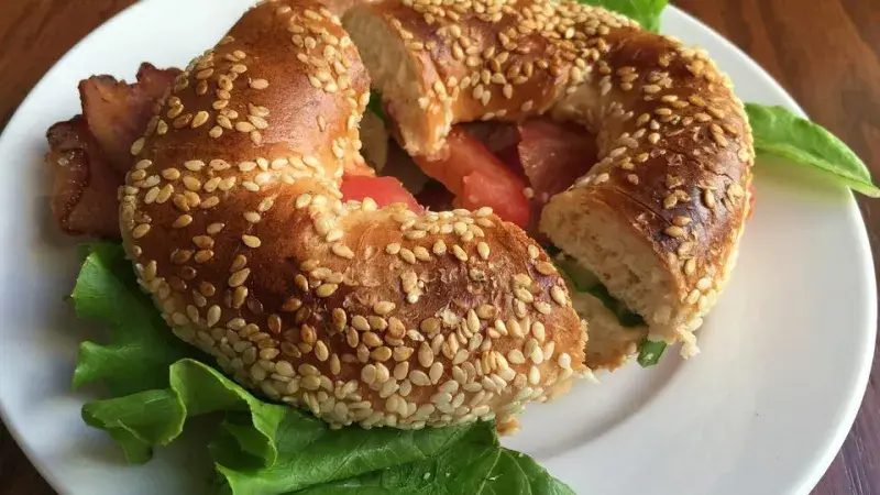 Teplé bagely s hovězím