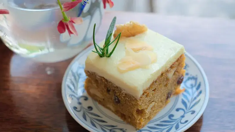 Mrkvová buchta s tvarohem