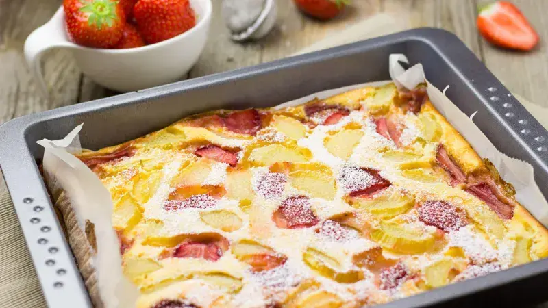 Nadýchaná bublanina s čerstvým ovocem