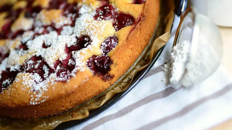 Jogurtová hrnková buchta s ovocem