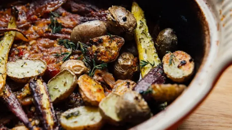 Francouzské brambory s klobásou