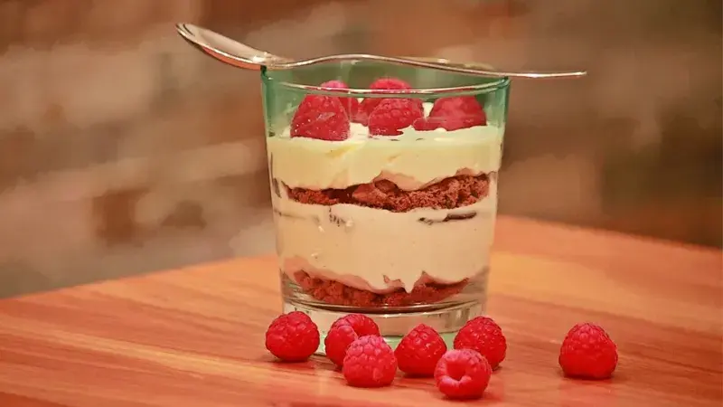 Malinovo-jogurtový pohár