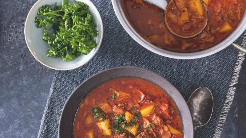 Gulášová polévka