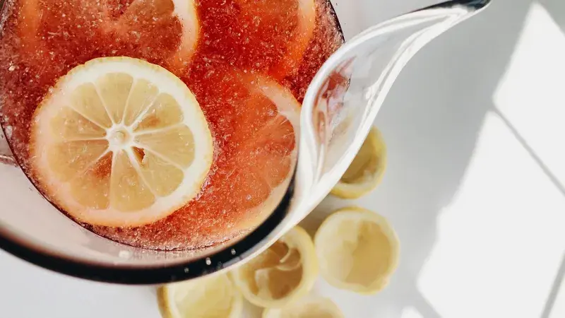 Americká limonáda s malinovým sirupem