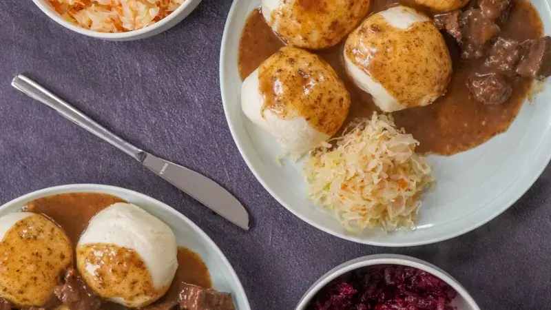 Plněné bramborové knedlíky