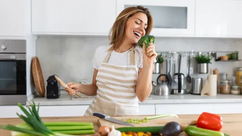 I vaření všedních večeří může být zábava