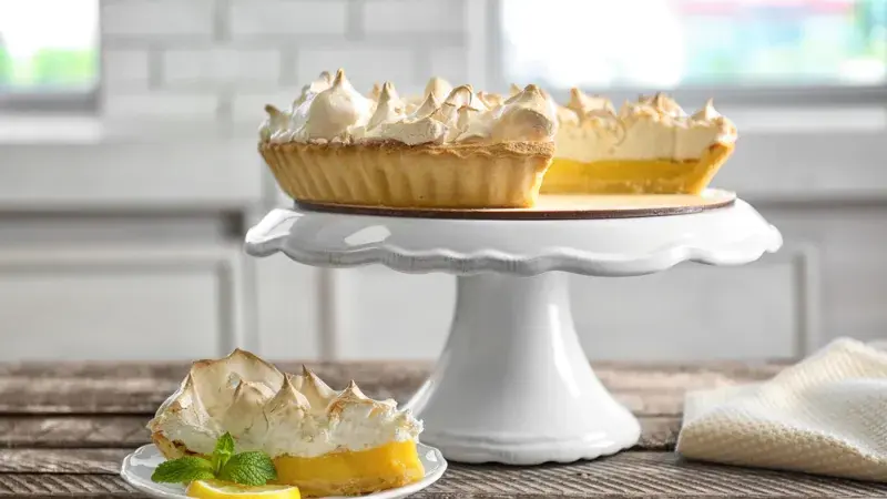 Lemon meringue pie