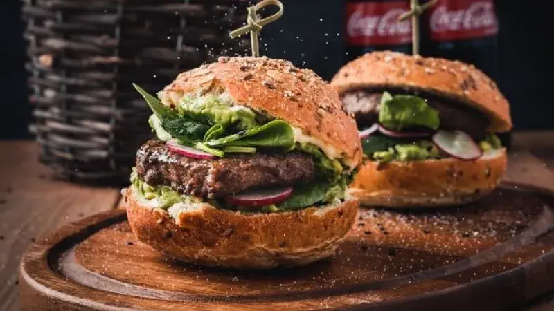 Vegeburger ze sojového granulátu