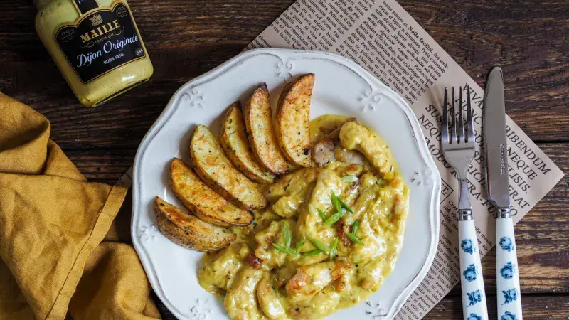 Kuřečí nudličky v hořčičné omáčce