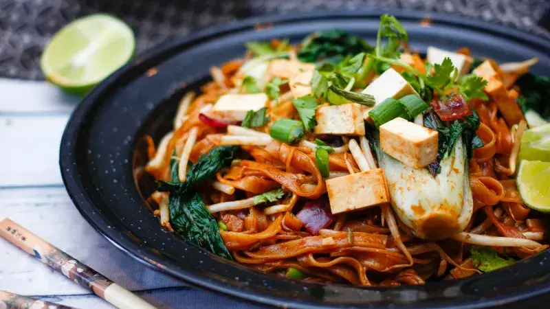 Pad thai nudle s tofu