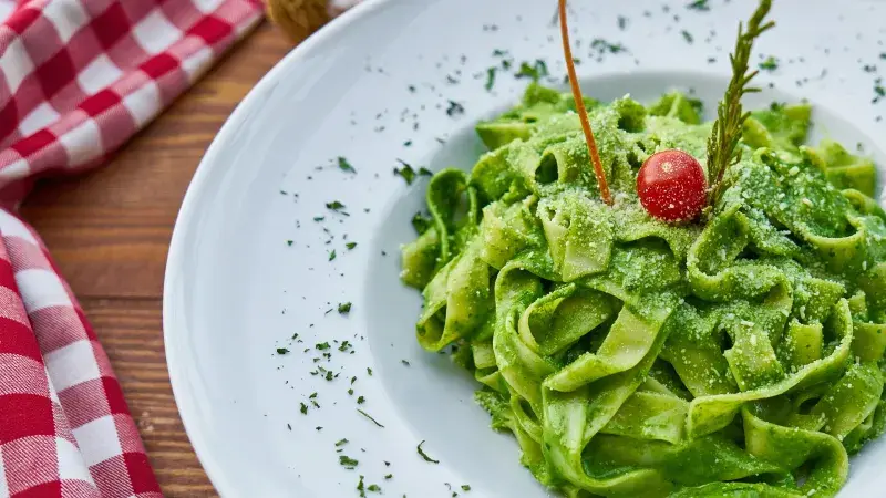 špenátové těstoviny