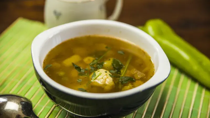 Květáková polévka s bramborem