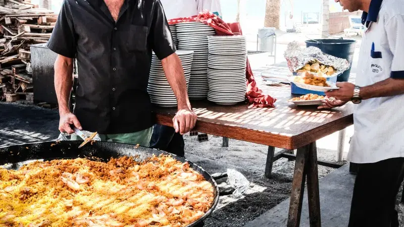 šéfkuchař při práci