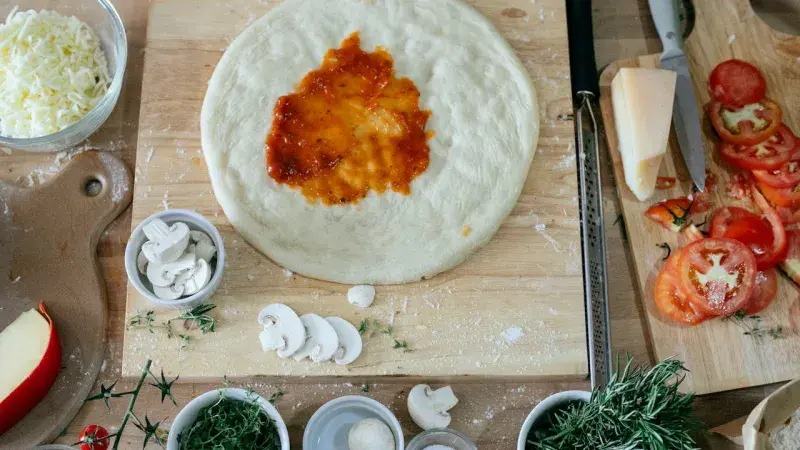 Těsto na pizzu bez droždí