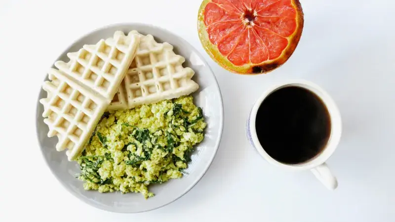 Veganská míchaná vajíčka