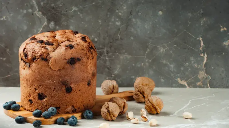 Hrnková bábovka s ořechy