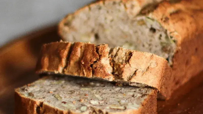 Domácí celozrnný chléb s podmáslím