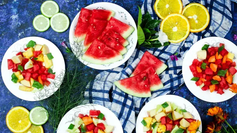 ovocný salát s vodním melounem