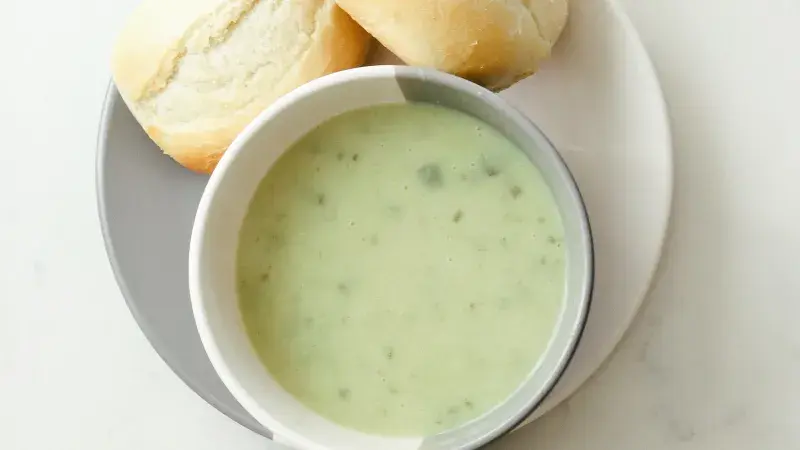 Brokolicovo bramborová krémová polévka