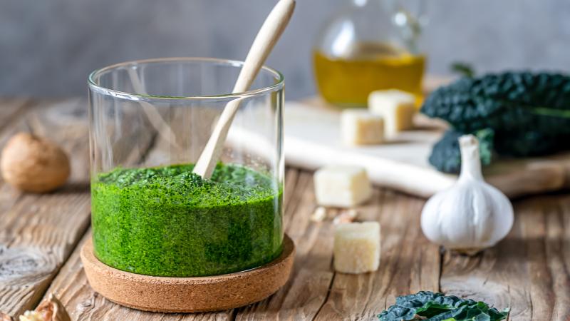 Pesto z kadeřávku